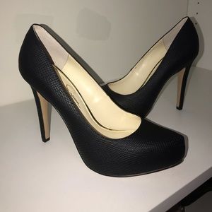 Jessica Simpson platform heels